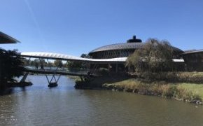 アンティークショップ巡り