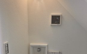 階段下収納→トイレ設置