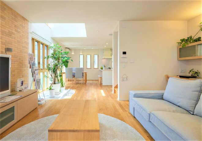 27帖のリビング