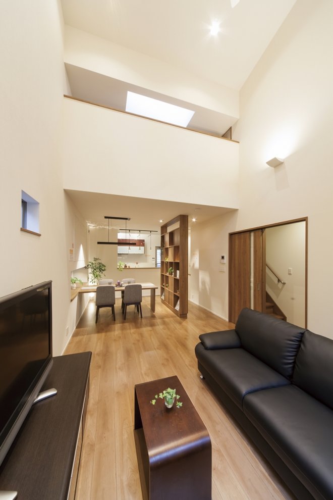 リビングの高さは5.7m