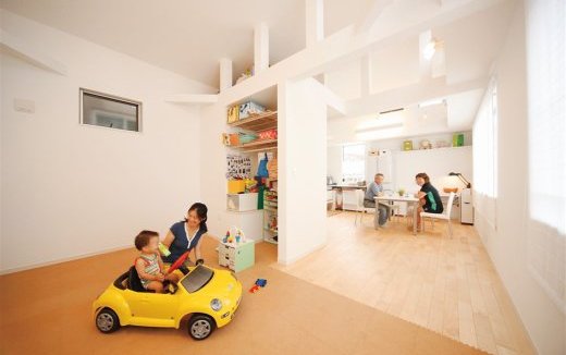 敷地12坪に建つ狭小3階建住宅