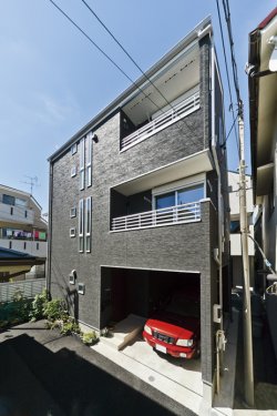 駐車場付き3階建て36坪　本当に参考になる工夫の数々