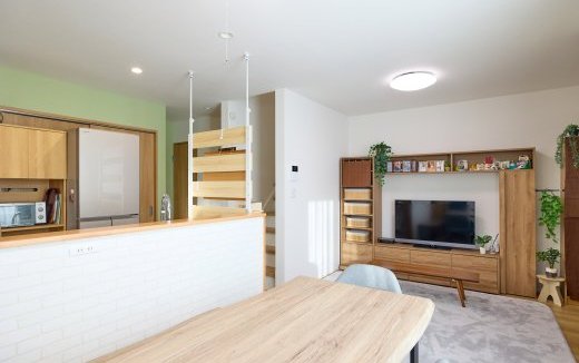 寒く、地震も心配な22坪の実家を二世帯住宅に建て替えました